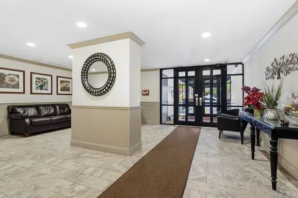 80 E Hartsdale AVE #101, Hartsdale, NY 10530