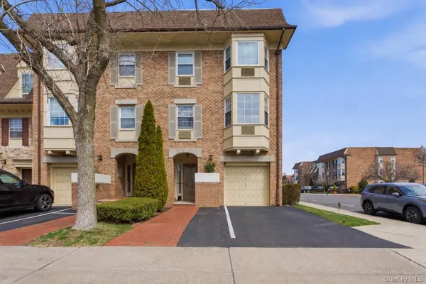 20617 Lori DR #1166, Bayside, NY 11360