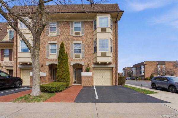 20617 Lori DR #1166, Bayside, NY 11360