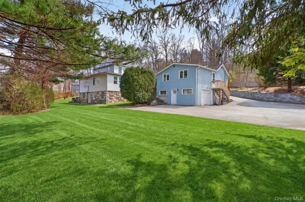10 Towners RD #8, Carmel, NY 10512