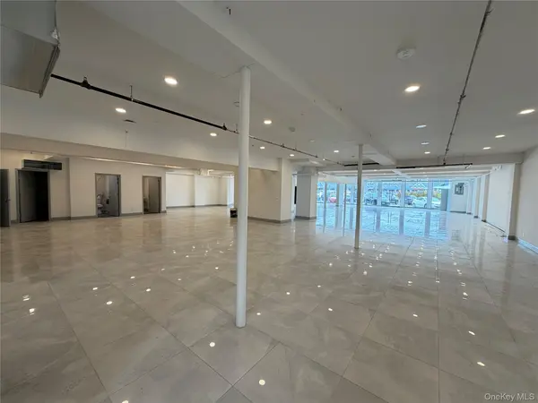 118-120 Shore RD, Port Washington, NY 11050