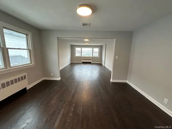 7 Linwood RD #2nd Fl, Port Washington, NY 11050