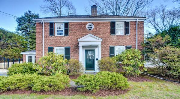 61 Kathwood RD, White Plains, NY 10607