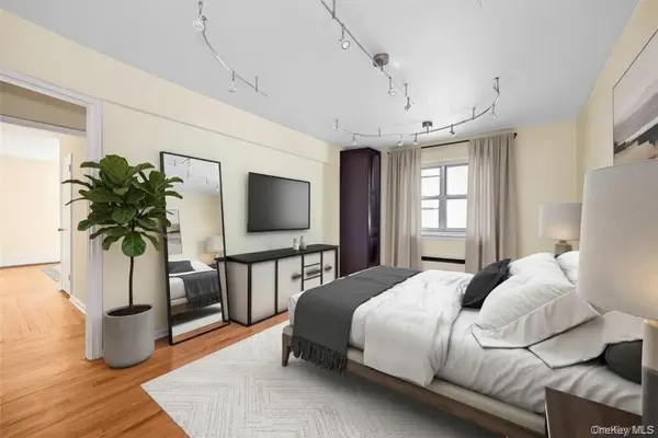 99-10 60th AVE #5D, Corona, NY 11368