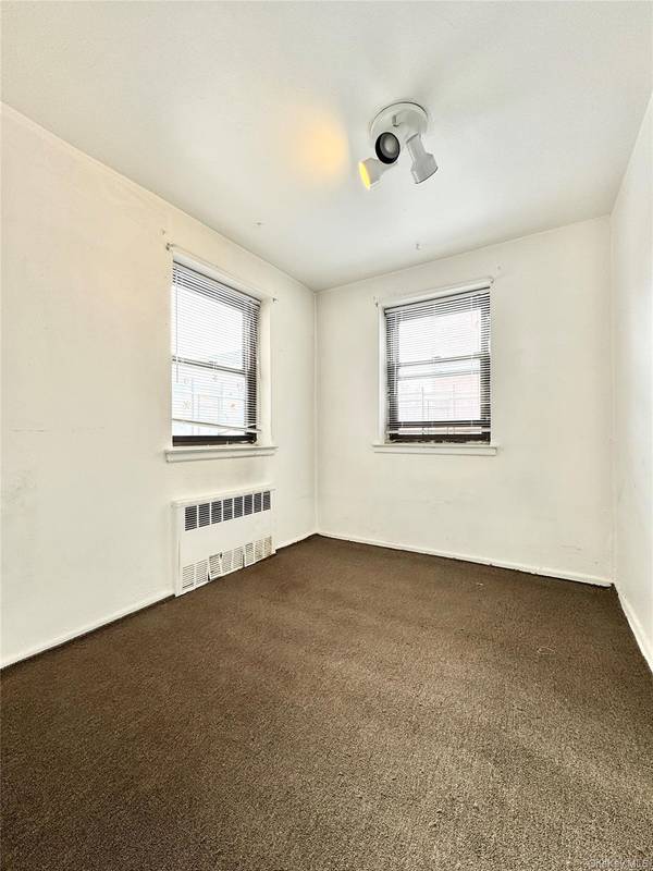 57-10 Junction BLVD #1E, Elmhurst, NY 11373