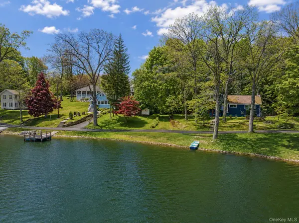 15 Well RD, Walden, NY 12586