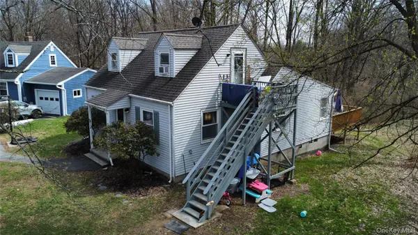 47 Kinderhook DR, Poughkeepsie, NY 12603