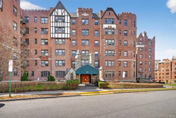 10 Nosband AVE #1L, White Plains, NY 10605