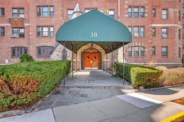 10 Nosband AVE #1L, White Plains, NY 10605