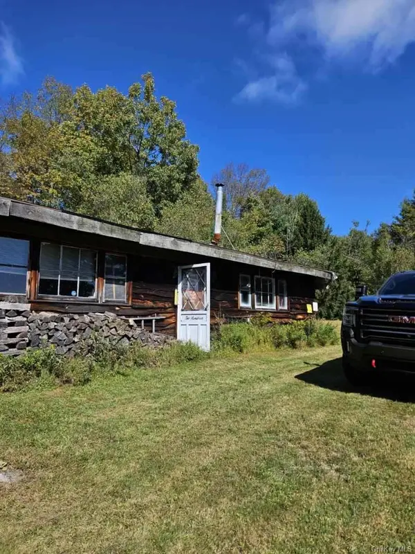 Tr 16, Cochecton, NY 12726