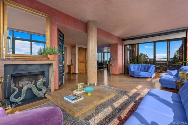 304 E 65th ST #Penthouse, New York (manhattan), NY 10065