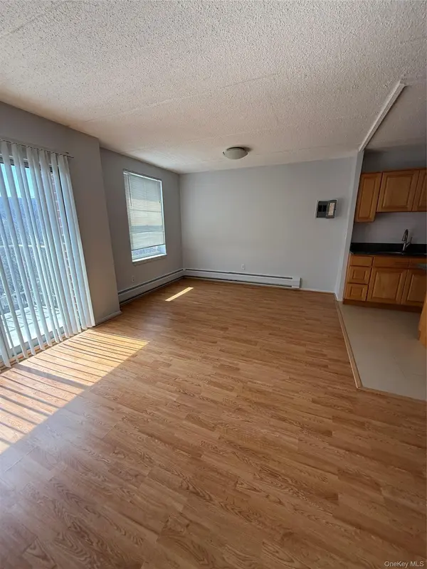35 Park AVE #6T, Suffern, NY 10901