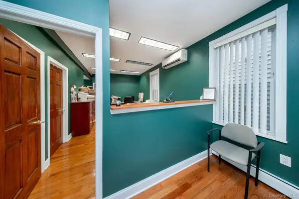 2334 Sound ST, Astoria, NY 11105