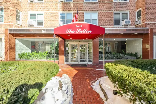 64-11 99th ST #318, Rego Park, NY 11374