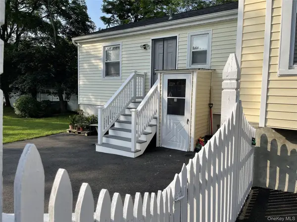 73 S Bedford RD, Chappaqua, NY 10514
