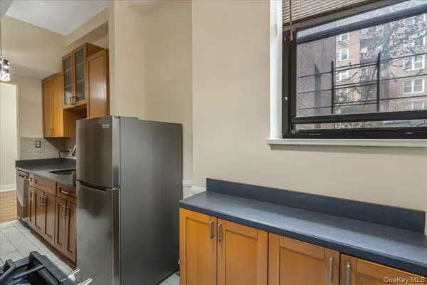 67-35 Yellowstone BLVD #1J, Forest Hills, NY 11375