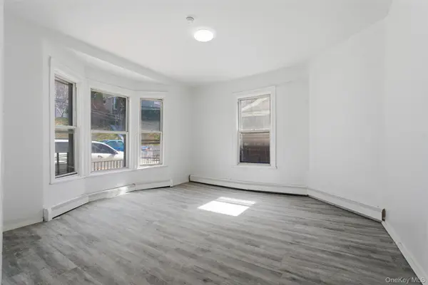 11 aka 13 Lincoln TER, Yonkers, NY 10701