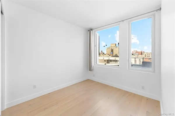 136-18 Maple AVE #5G, Flushing, NY 11355