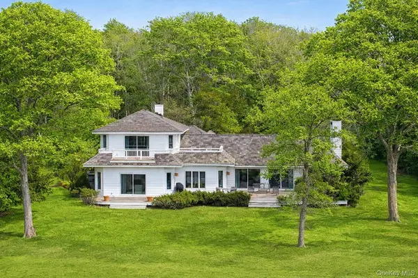 7 Penniman Point RD, Quogue, NY 11959