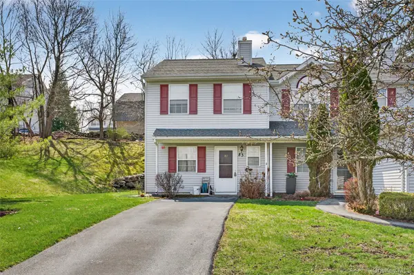 83 Lois LN,  Monroe,  NY 10950