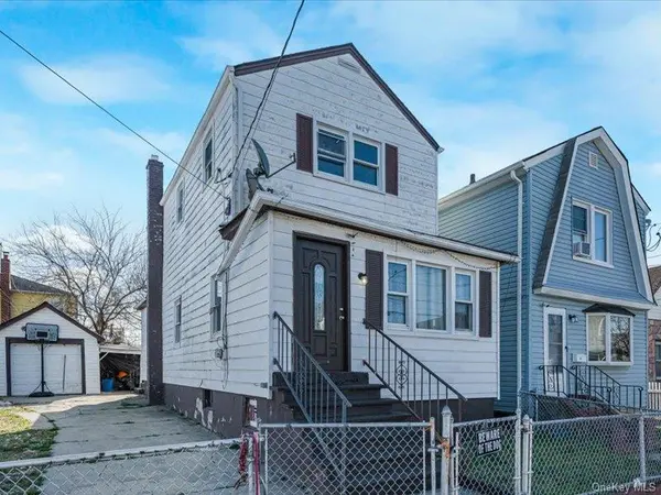 91 Elzey AVE, Elmont, NY 11003
