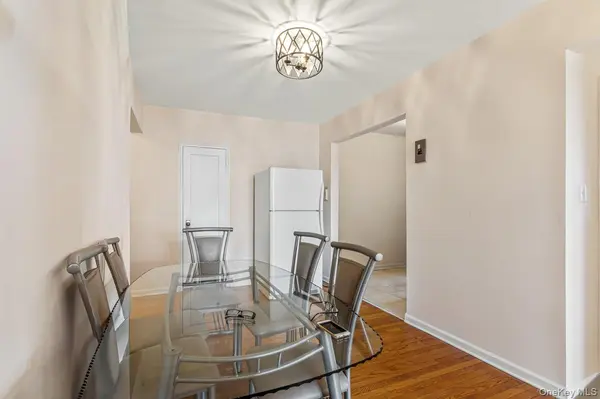 4035 Ithaca ST #5D, Elmhurst, NY 11373