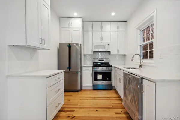 64-23 Alderton ST #PH, Rego Park, NY 11374