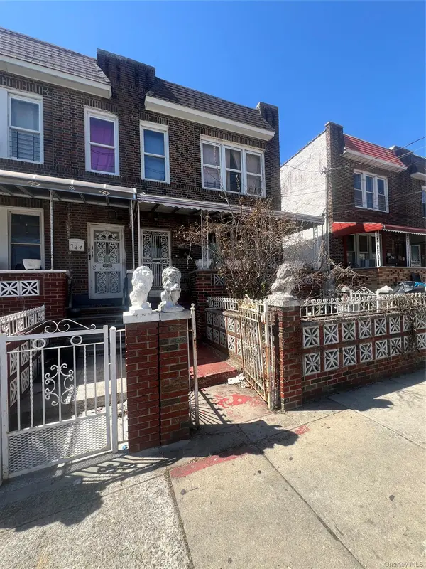720 E 53rd ST, Brooklyn, NY 11203