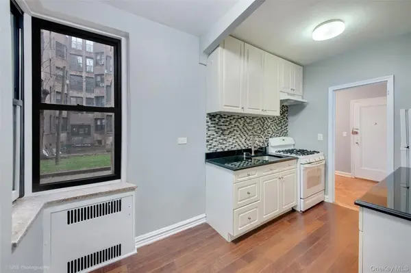 41-09 41st ST #1A, Sunnyside, NY 11104