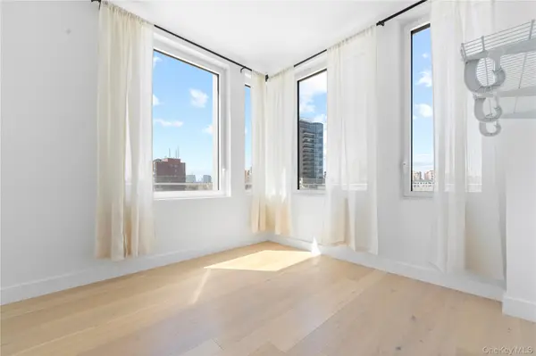 136-18 Maple AVE #5F, Flushing, NY 11355