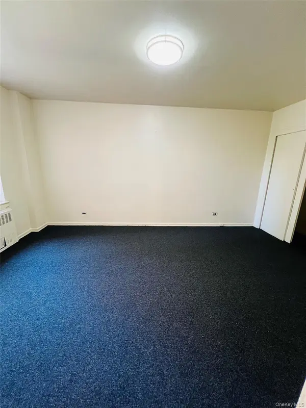 2385 Barker AVE #2U, Bronx, NY 10467