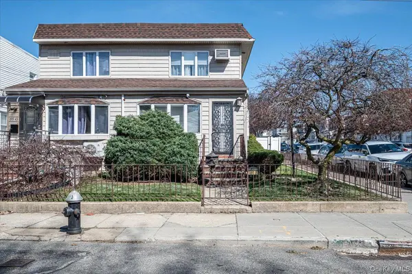 19945 34th AVE, Flushing, NY 11358