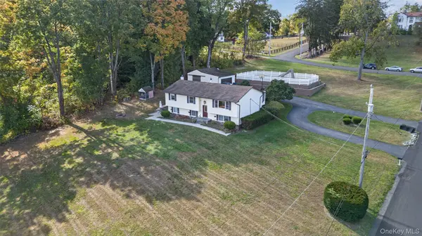 7 Mount Rose RD, Marlboro, NY 12542