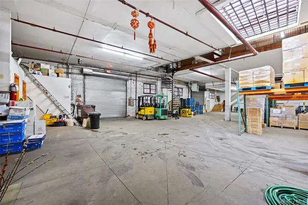 200 Cook ST, Brooklyn, NY 11206