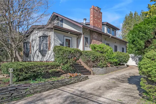 40-19 218th ST, Bayside, NY 11361