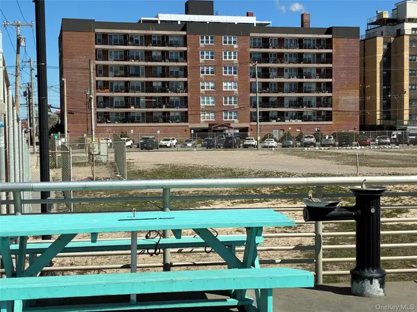 1 E Broadway #7B, Long Beach, NY 11561