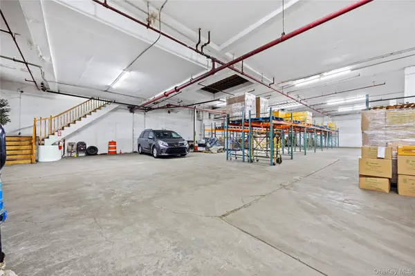 200 Cook ST, Brooklyn, NY 11206