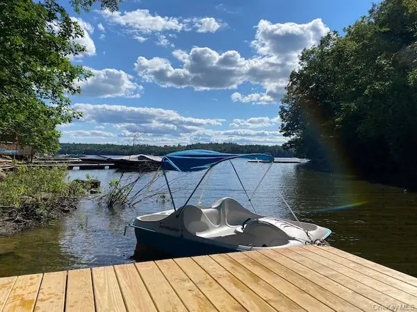 221 Starlight RD, Monticello, NY 12701