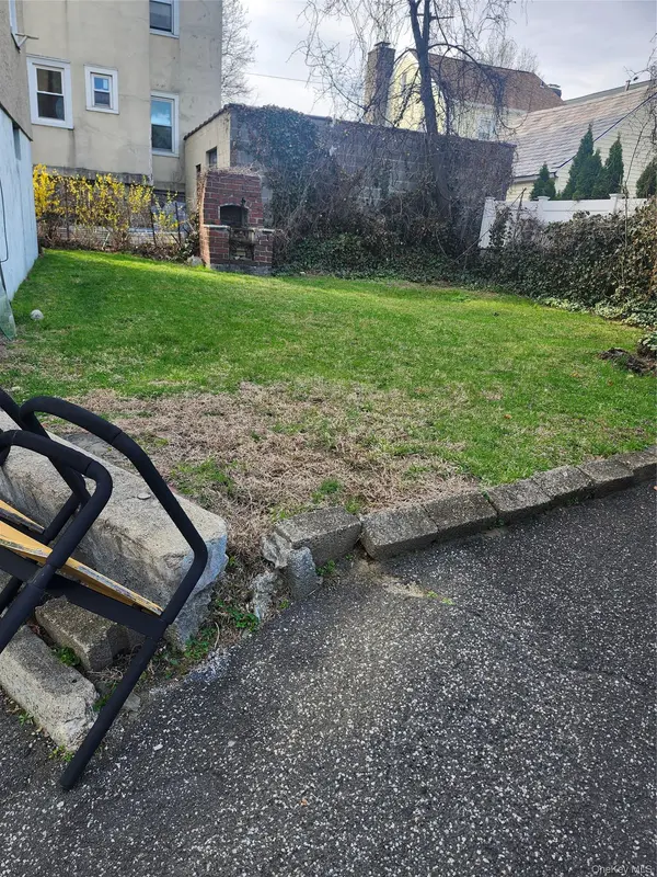 129 Hillside AVE, Mount Vernon, NY 10553
