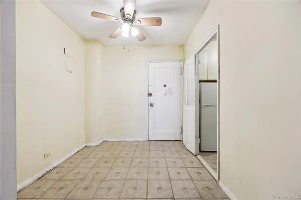 110-45 Queens Blvd #807, Forest Hills, NY 11375