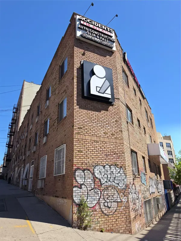 924 Rev James Polite AVE, Bronx, NY 10459
