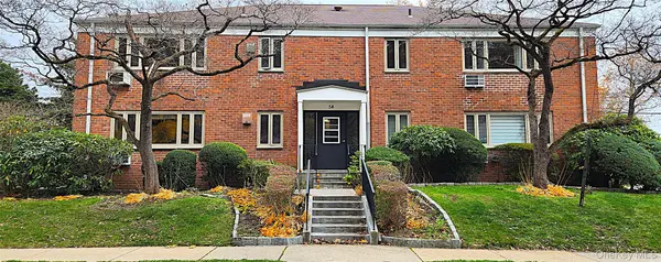 54 Lawrence DR #D, White Plains, NY 10603