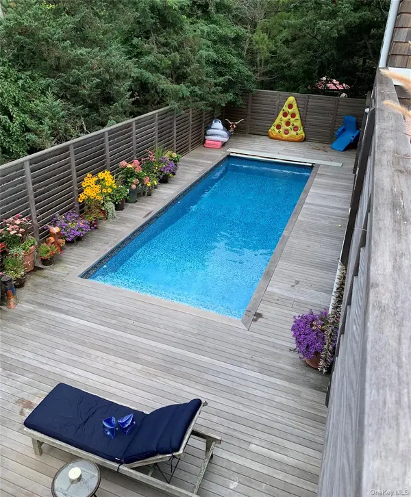 Address not disclosed, Ocean Beach, NY 11770