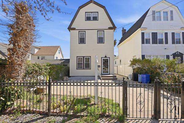 45-11 160th ST, Flushing, NY 11358
