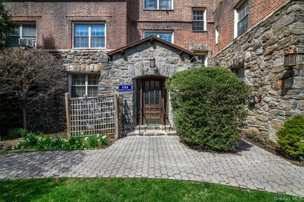 151 Centre AVE #5B, New Rochelle, NY 10805
