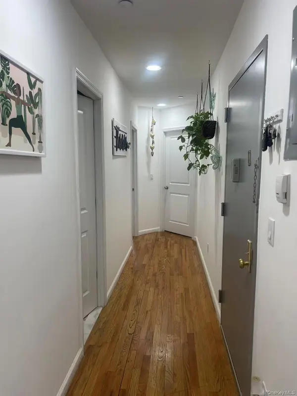 6728 48th AVE, Woodside, NY 11377