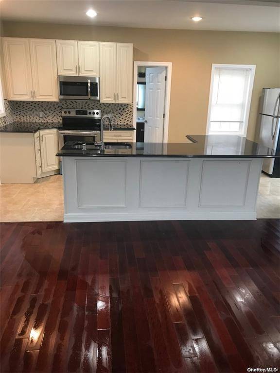 Address not disclosed, Ronkonkoma, NY 11779