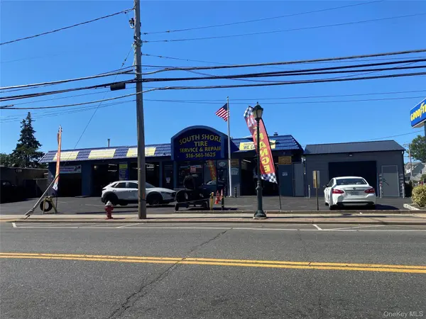 176 N Central AVE, Valley Stream, NY 11580