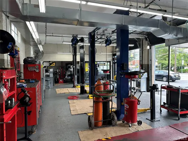 176 N Central AVE, Valley Stream, NY 11580