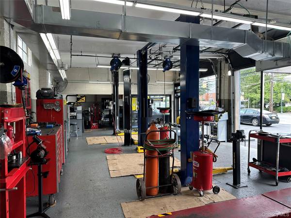 176 N Central AVE, Valley Stream, NY 11580